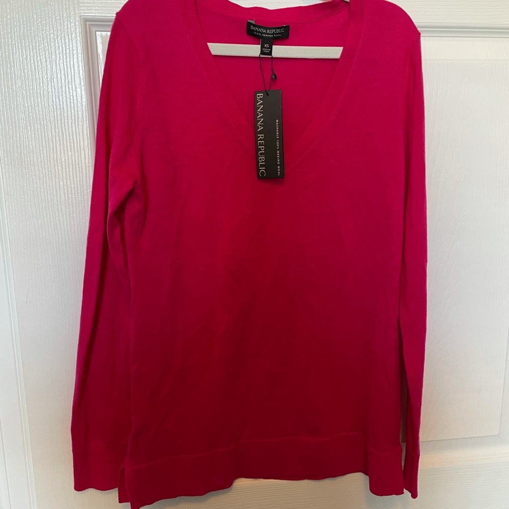 Banana Republic Merino v neck washable sweater